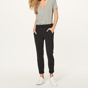 Lululemon On The Fly Pant